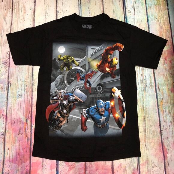 Marvel T-Shirt Mens Small Unisex Graphic SDCC Thor Iron Man Captain America Hulk - Picture 1 of 5
